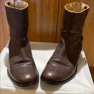 Frye Brown Leather Flat Boots size 7.5